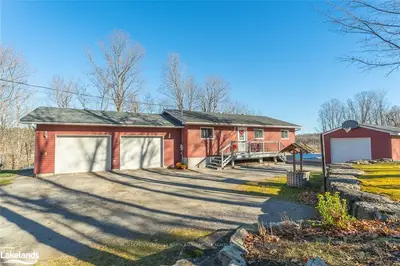 1005 KC DAM Road, Minden Hills, ON K0M 2K0