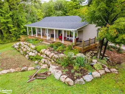 1269 WALKERS POINT Road, Muskoka Lakes, ON P1P 1R2