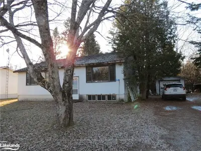 1019 ESTATES Road, Highlands East, ON K0L 1M0