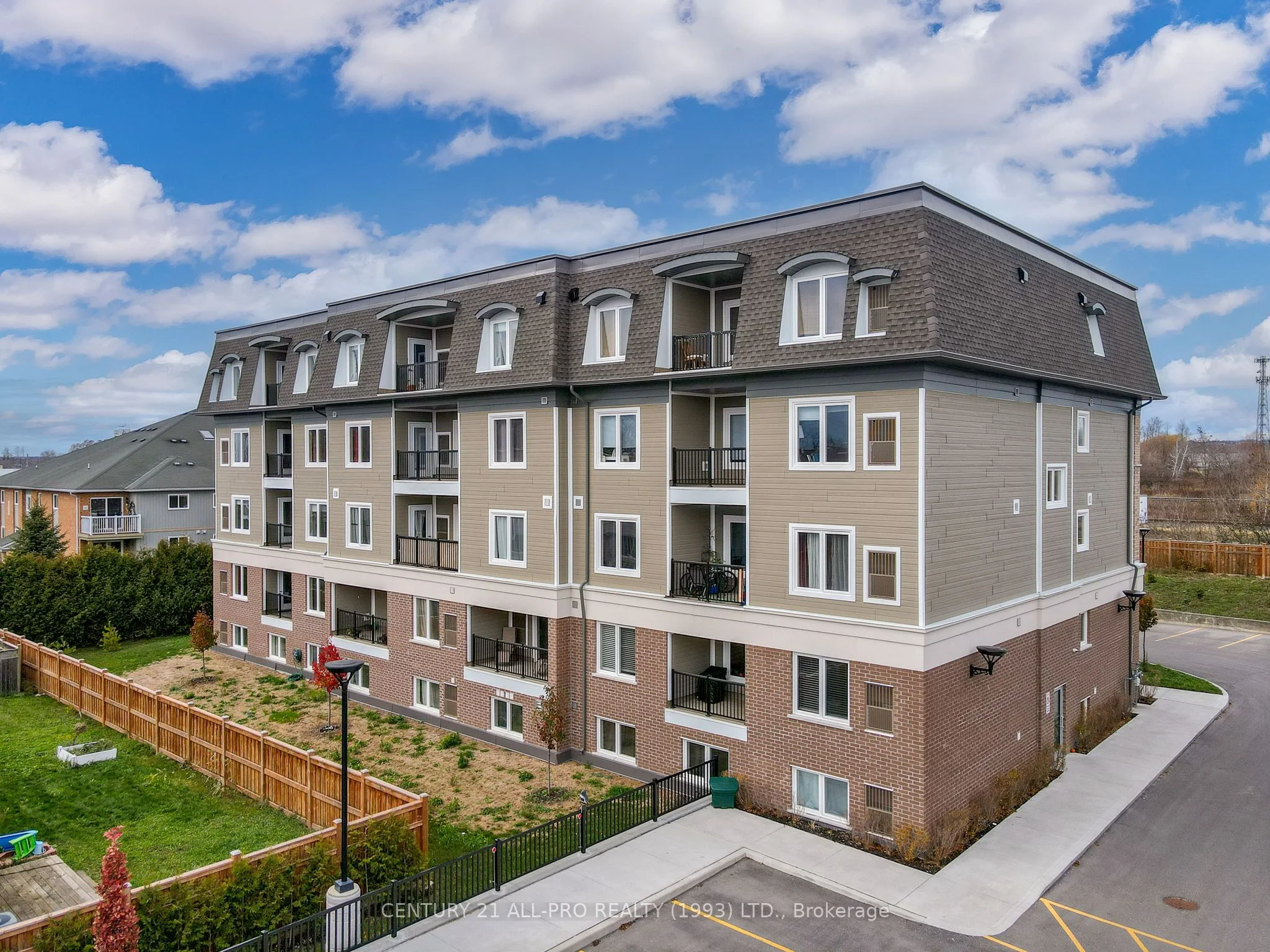 82 Munroe Street 306, Cobourg, ON K9A 1C1