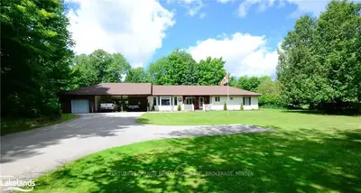 1059 BURKES Road, Dysart et al, ON K0M 1S0
