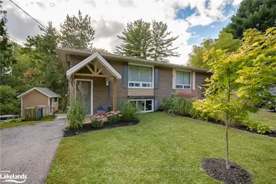 352 MANITOBA Street, Bracebridge, ON P1L 2C8
