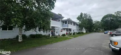 1 GEORGIAN BAY Avenue 210, Parry Sound, ON P2A 3B1