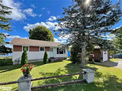 147 WILLIAM Street, Parry Sound, ON P2A 1W3