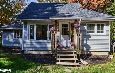 6 Hibberd Lane, Huntsville, ON P1H 1C9