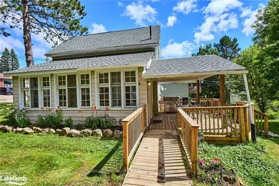 82 JAMES Street, Burk's Falls, ON P0A 1C0