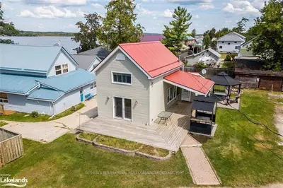 40 Pavillion Road, Kawartha Lakes, ON K0M 1L0