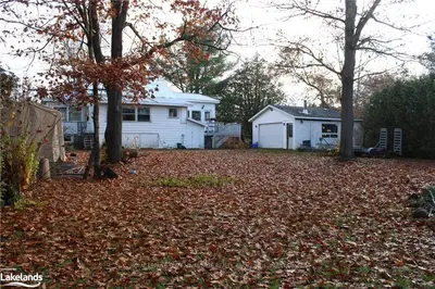 15 KING Street, Georgian Bay, ON P0C 1H0