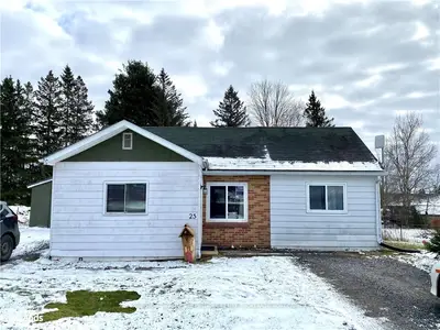 25 PARK Street, Sundridge, ON P0A 1Z0