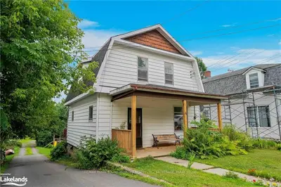 25 WILLIAM Street, Parry Sound, ON P2A 1V2