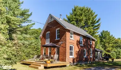 1008 EAST BAY Road, Muskoka Lakes, ON P0C 1M0
