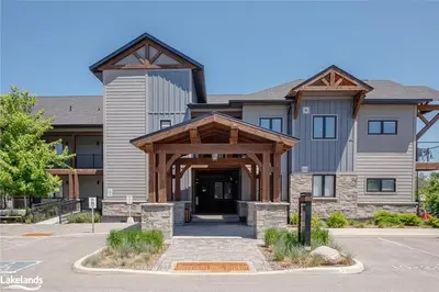 10 BECKWITH Lane 205, Blue Mountains, ON L9Y 0H2