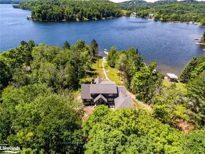 1021 Sawmill Lane 3, Lake of Bays, ON P1H 2J6