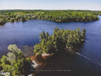 56A WHITE BIRCH Drive, Seguin, ON P0C 1J0