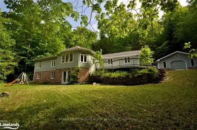 1558 NORTH PORTAGE Road, Lake of Bays, ON P1H 2J6