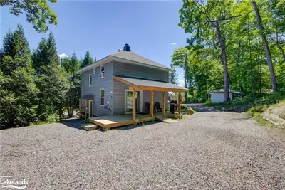 4061 MUSKOKA 169 Road S, Muskoka Lakes, ON P0B 1J0