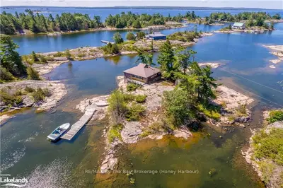 2 ISLAND 1185 GEORGIAN BAY, Georgian Bay, ON, P0E 1E0