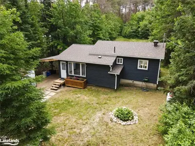 53 HENRY Street, McMurrich/Monteith, ON P0A 1Y0