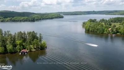 6 HILLS, Lake of Bays, ON, P1H 2H6