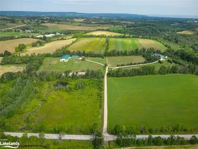 025667 EUPHRASIA-ST VINCENT, Meaford, ON, N4L 1W5