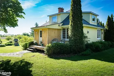 228 CLARK Street, Blue Mountains, ON N0H 1J0