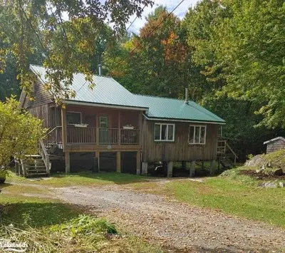 65 HORSESHOE LAKE Road, Seguin, ON P2A 2W8
