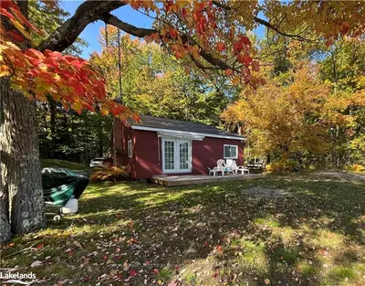 1017 TOUGH Lane, Bracebridge, ON P1L 1W8