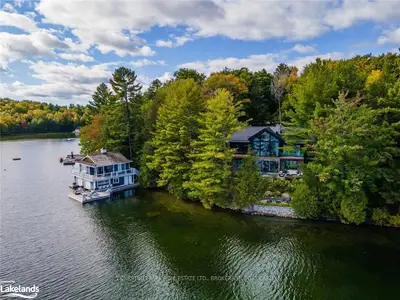 1218 HAMILLS POINT Road, Muskoka Lakes, ON P0B 1H0
