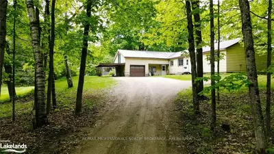 1423 FARR Road, Highlands East, ON K0L 3C0