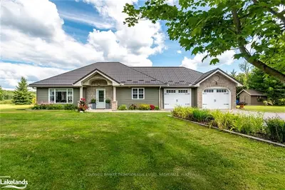 80 STEPHENSON 12 Road E, Huntsville, ON P0B 1M0