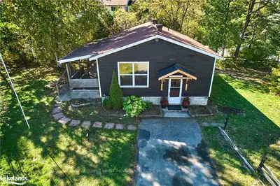 2 SILVER Street, Huntsville, ON P1H 1M1