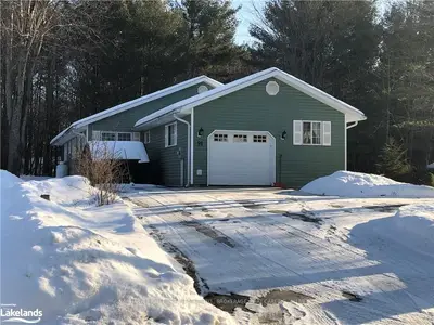 91 OAKWOOD Heights, Bracebridge, ON P1L 2G5