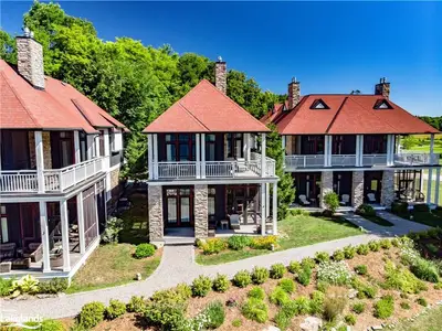 1003 MATTHEWS Drive C4 (5A), Muskoka Lakes, ON P0B 1P0