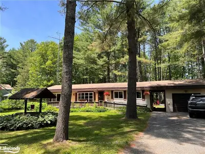 1053 SOUTH KAHSHE LAKE Road, Gravenhurst, ON P0E 1G0