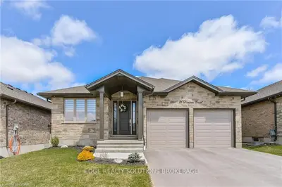 26 Duncan Court, Centre Wellington, On N1m 0e9