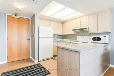 105 Bagot Street 414, Guelph, On N1h 8h4