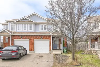 82 Swift Crescent, Guelph, On N1e 7j1