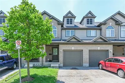 30 Vaughan Street 70, Guelph, On N1g 0b3