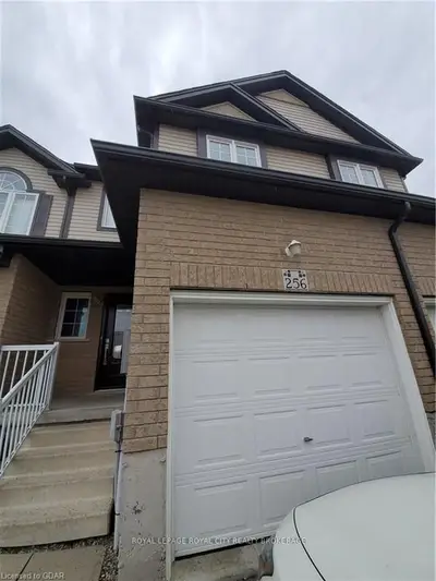 256 Countrystone Crescent, Waterloo, On N2n 3s2
