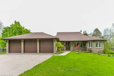 39 Sophia Street, Centre Wellington, On N0b 1s0