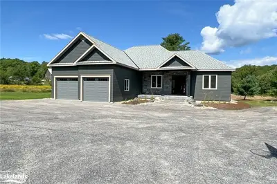 1082 WINDERMERE Road, Muskoka Lakes, ON P0B 1M0