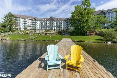 25 PEN LAKE POINT Road 407, Huntsville, ON P1H 1A9