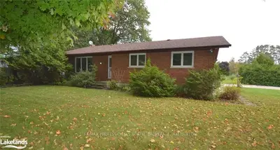 40 MCKAY Street, Minden Hills, ON K0M 2K0