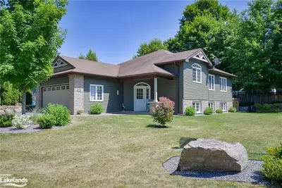 6 STONEHENGE Court, Bracebridge, ON P1L 1N2