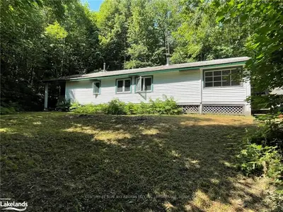 130 OLD MUSKOKA Road N, Machar, ON P0A 1X0