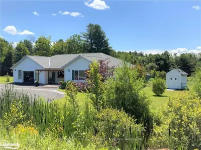 3 CRAWFORD Street, McDougall, ON P0G 1G0