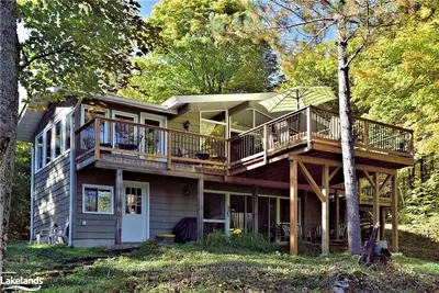 1126 & 1128 HUBBARD & MONTGOMERY Lane, Highlands East, ON K0M 1S0