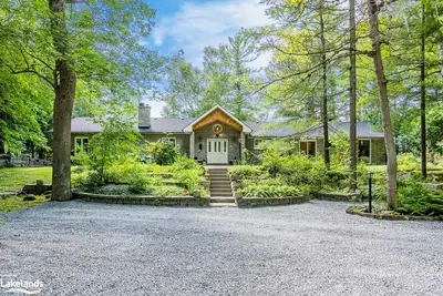 51 Stanley Street, Kawartha Lakes, ON K0M 2T0