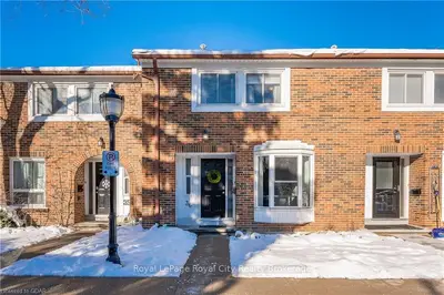 121 Bagot Street 36, Guelph, On N1h 5t8