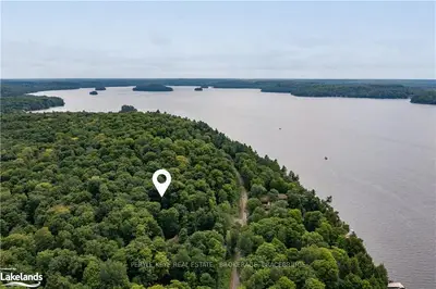 245 WEST POINT SANDS Road, Huntsville, ON P1H 2J3